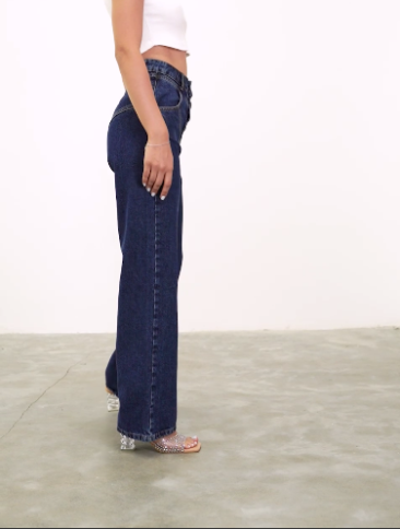 STITCH DETAILED JEANS