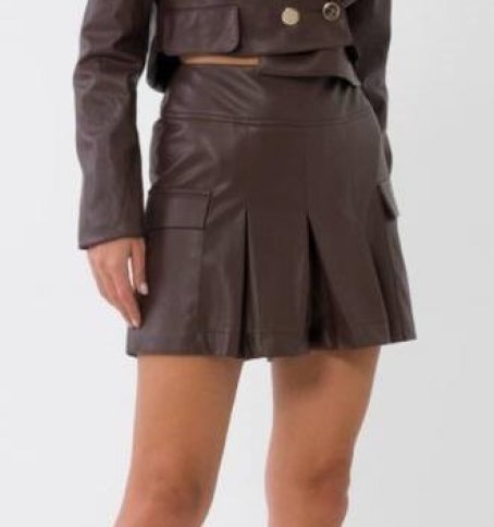 FAUX LEATHER PLEATED SKORTS