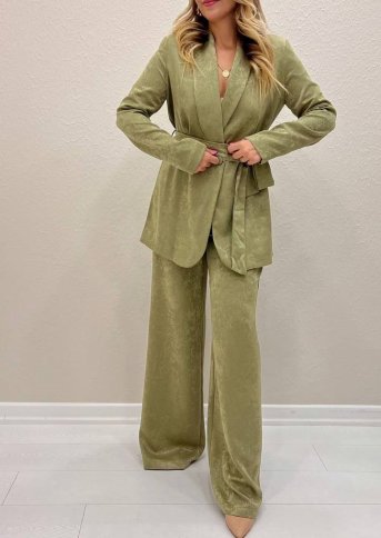 SATINY EMBOSSED LONG JACKET WITH TIE BELT